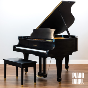 Piano cơ Kawai KG-1E